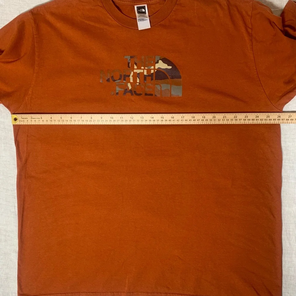 The North Face Graphic T-Shirt‎ Mens XXL Burnt Orange Camo Logo Tee Gorpcore